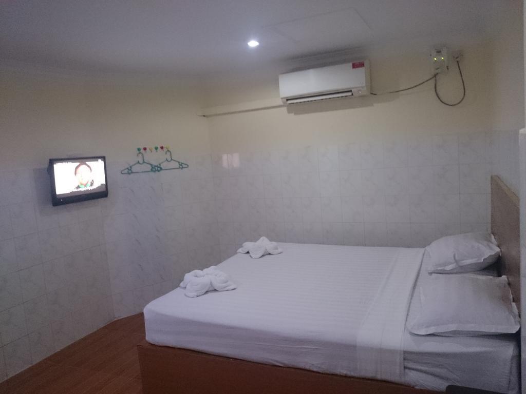 Silver Moon Hotel يانغون المظهر الخارجي الصورة