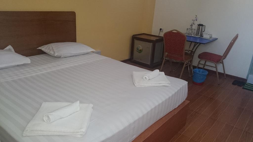 Silver Moon Hotel يانغون المظهر الخارجي الصورة